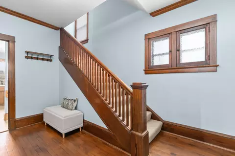 913 N Harriman St, Appleton, WI 54911 photo 2