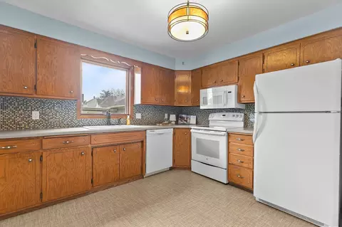 913 N Harriman St, Appleton, WI 54911 photo 16
