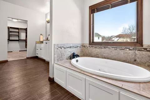 4850 W Scotch Pine Ct, Appleton, WI 54913 photo 24