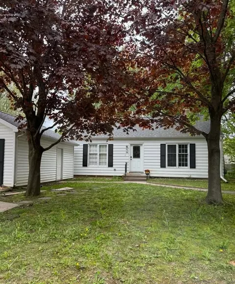 182 N Clinton Ave, Clintonville, WI 54929