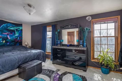 Bedroom - 1567 Old School Pl, Greenleaf, WI 54126 photo 9 of 9