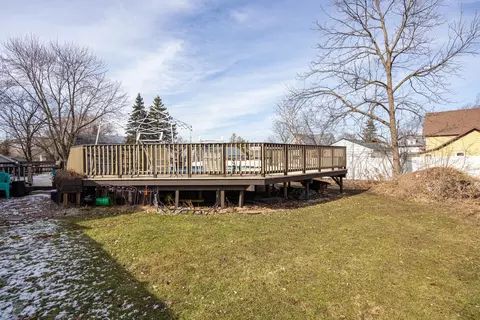 Exterior - 1567 Old School Pl, Greenleaf, WI 54126 photo 4 of 12