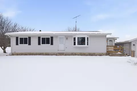 n5516 Hillside Drive, Wild Rose, WI 54984