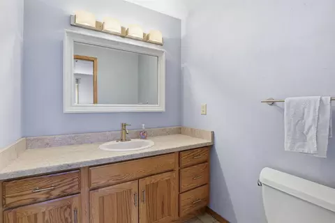 Bath - 907 E Florida Ave, Appleton, WI 54911 photo 1 of 3