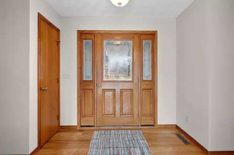 Entry Way - 3133 Selma Ct, Appleton, WI 54914 photo 1 of 2