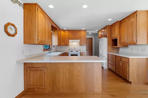 Kitchen - 3133 Selma Ct, Appleton, WI 54914 photo 2 of 6