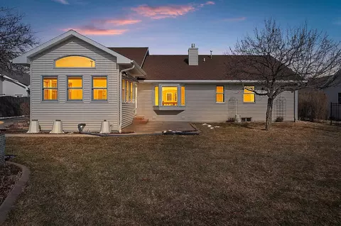 Exterior - 3133 Selma Ct, Appleton, WI 54914 photo 5 of 10