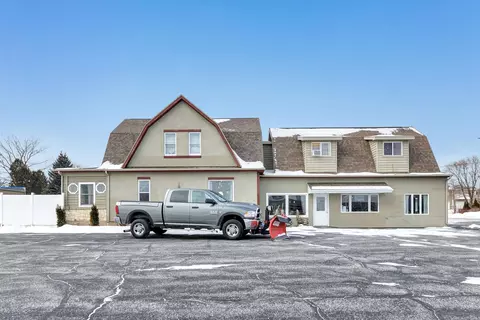 513 Duluth Ave, Sturgeon Bay, WI 54235