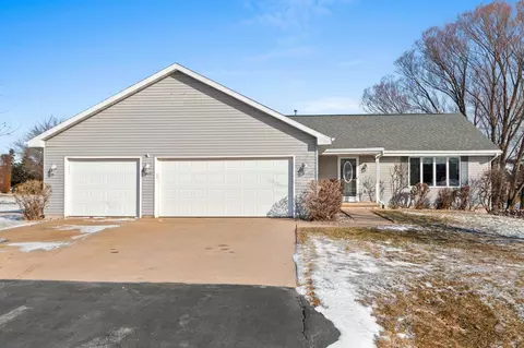 w6082 Hearthstone Drive, Appleton, WI 54915
