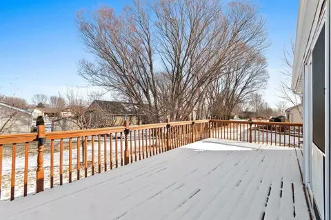 Exterior - w6082 Hearthstone Drive, Appleton, WI 54915 photo 7 of 9