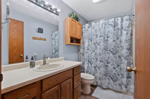 Bath - w6082 Hearthstone Drive, Appleton, WI 54915 photo 1 of 4