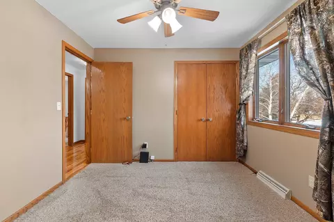 Bedroom - w6082 Hearthstone Drive, Appleton, WI 54915 photo 4 of 8