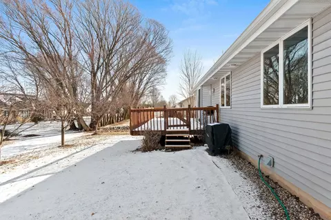 Exterior - w6082 Hearthstone Drive, Appleton, WI 54915 photo 8 of 9