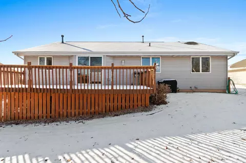 Exterior - w6082 Hearthstone Drive, Appleton, WI 54915 photo 5 of 9