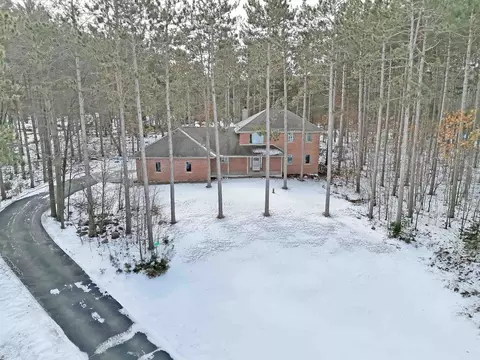 3351 Wild Brim Ct, Green Bay, WI 54313