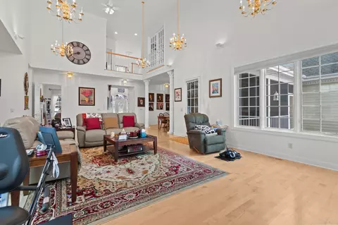 Living - 632 Cambridge Dr, Ripon, WI 54971 photo 4 of 5