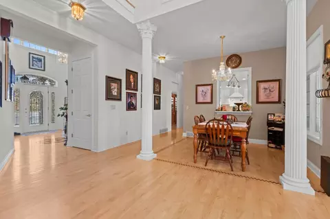 Entry Way - 632 Cambridge Dr, Ripon, WI 54971 photo 4 of 6