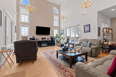 Living - 632 Cambridge Dr, Ripon, WI 54971 photo 1 of 5