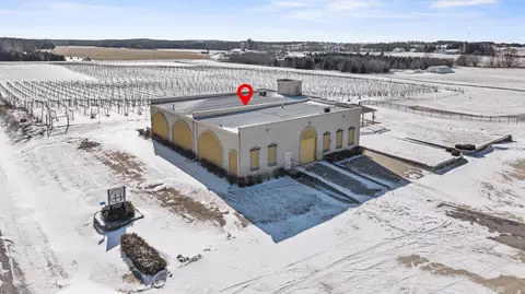 n2185 Sleepy Hollow Road, Kewaunee, WI 54216