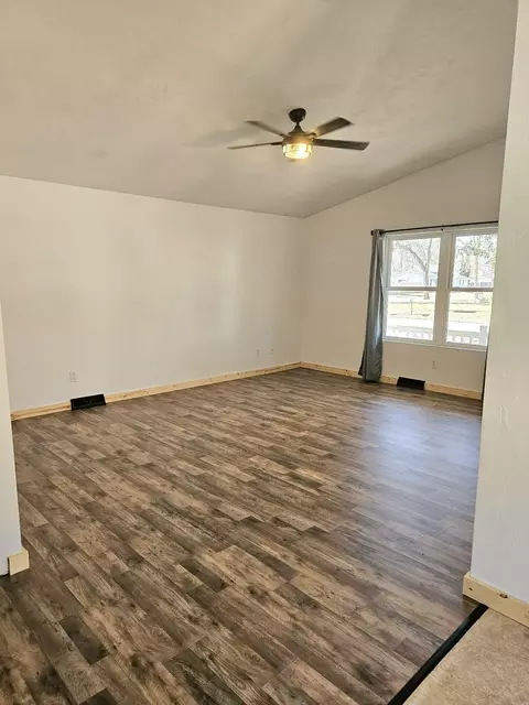 Living - 1906 Mitchell St, Oshkosh, WI 54901 photo 1 of 3