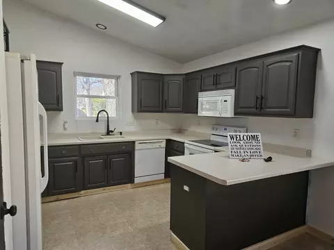 Kitchen - 1906 Mitchell St, Oshkosh, WI 54901 photo 5 of 5