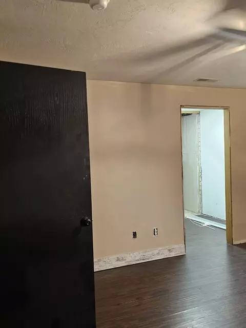 Bedroom - 1906 Mitchell St, Oshkosh, WI 54901 photo 4 of 5