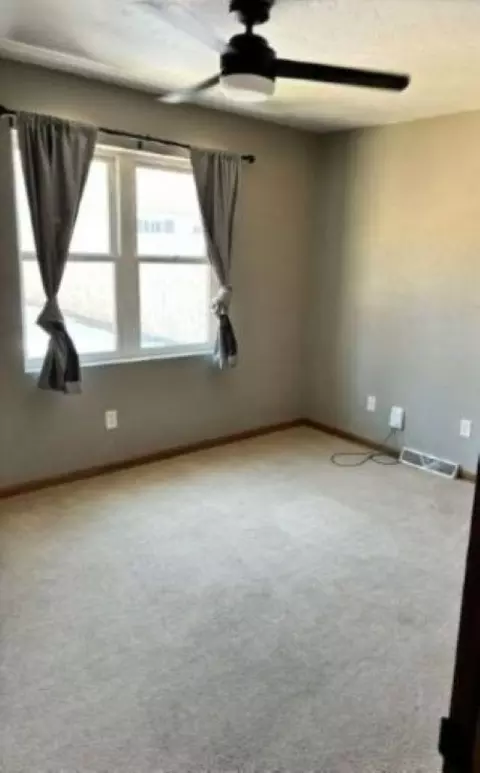 Bedroom - 1906 Mitchell St, Oshkosh, WI 54901 photo 3 of 5