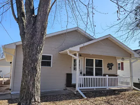 Exterior - 1906 Mitchell St, Oshkosh, WI 54901 photo 8 of 8
