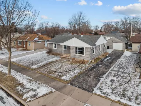 920 E Marquette St, Appleton, WI 54911