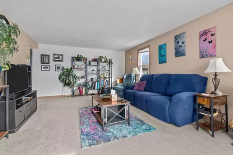 Living - 920 E Marquette St, Appleton, WI 54911 photo 3 of 3