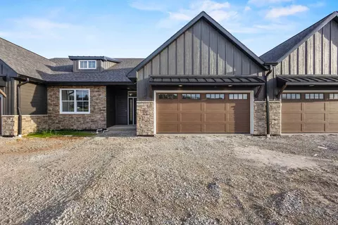 3375 Shawano Ave, Green Bay, WI 54313