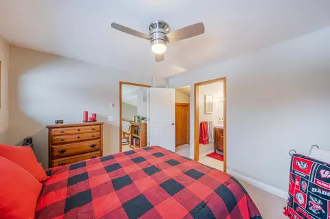 Bedroom - 2661 Northern Rd #E, Appleton, WI 54914 photo 7 of 8