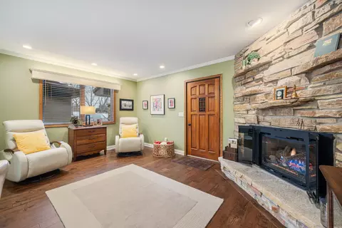 Living - 2661 Northern Rd #E, Appleton, WI 54914 photo 1 of 5
