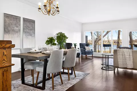 Dining - 2905 Fox Run, Appleton, WI 54914 photo 1 of 3