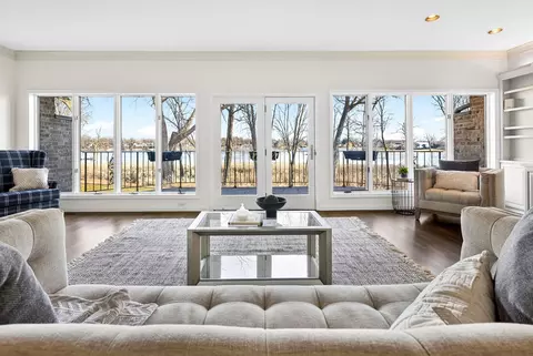 Living - 2905 Fox Run, Appleton, WI 54914 photo 1 of 8
