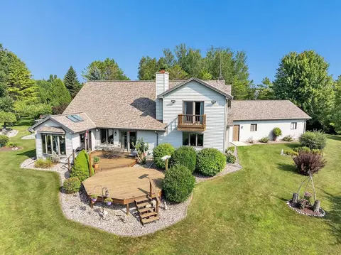 Exterior - e6023 10th Road, Algoma, WI 54201 photo 1 of 16