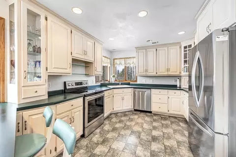 Kitchen - e6023 10th Road, Algoma, WI 54201 photo 2 of 3