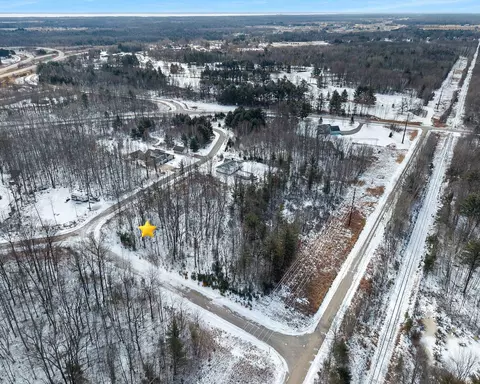 alpha lane, Abrams, WI 54101 photo 5
