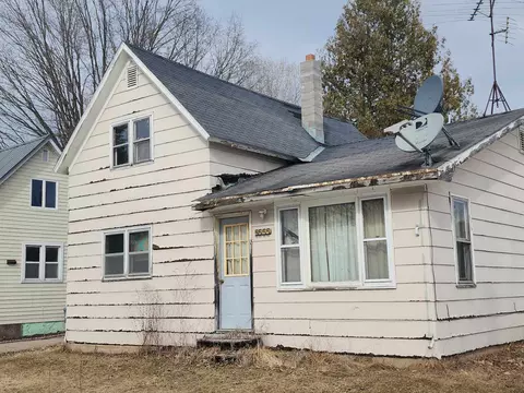 5555 Downtown Ln, Underhill, WI 54124