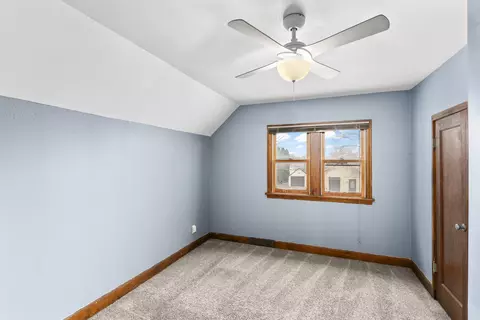Bedroom - 914 W Brewster St, Appleton, WI 54914 photo 6 of 6