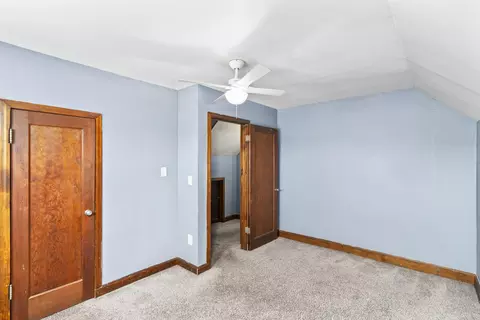 Bedroom - 914 W Brewster St, Appleton, WI 54914 photo 5 of 6