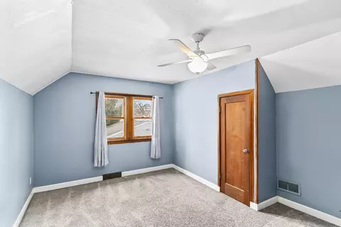Bedroom - 914 W Brewster St, Appleton, WI 54914 photo 3 of 6