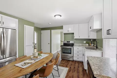 Kitchen - 1310 S Madison St, Appleton, WI 54915 photo 2 of 4