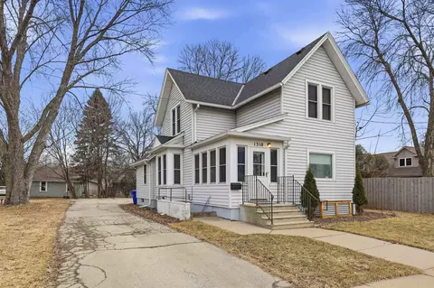 Exterior - 1310 S Madison St, Appleton, WI 54915 photo 4 of 6