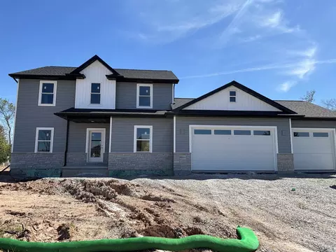 W6341 Kimberly Trail, Menasha, WI 54952