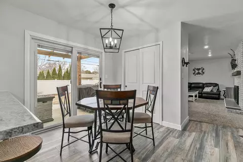 533 N Canterbury Dr, Appleton, WI 54915 photo 17