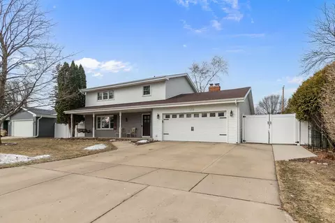 533 N Canterbury Dr, Appleton, WI 54915 photo 3