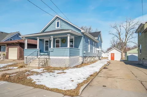 1370 Ceape Ave, Oshkosh, WI 54901