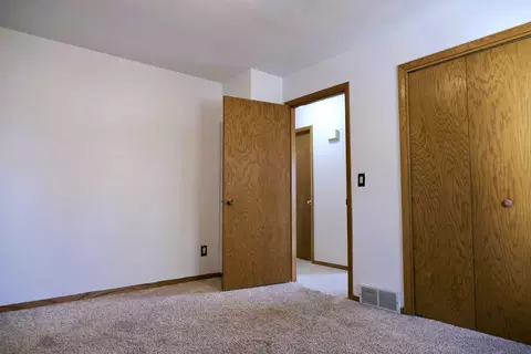 Bedroom - w6127 Colonial Drive, Appleton, WI 54914 photo 1 of 4