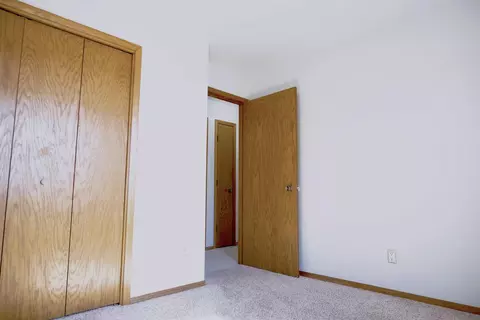 Bedroom - w6127 Colonial Drive, Appleton, WI 54914 photo 2 of 4
